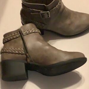 Braided Women's Brown Ankle Boots